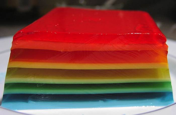 https://eshte-na-zdorovje.ru/cook/photo/Pastry/Rainbow-Jello.jpg