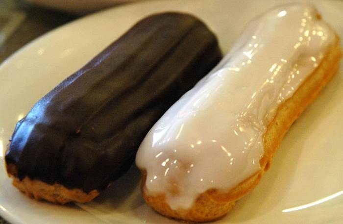 https://eshte-na-zdorovje.ru/cook/photo/Pastry/Ecler.jpg