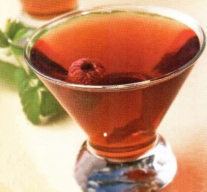 https://eshte-na-zdorovje.ru/cook/napitki/img/grog-damskij.jpg